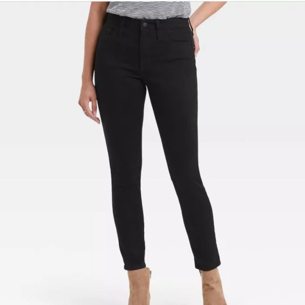 Black Jeans